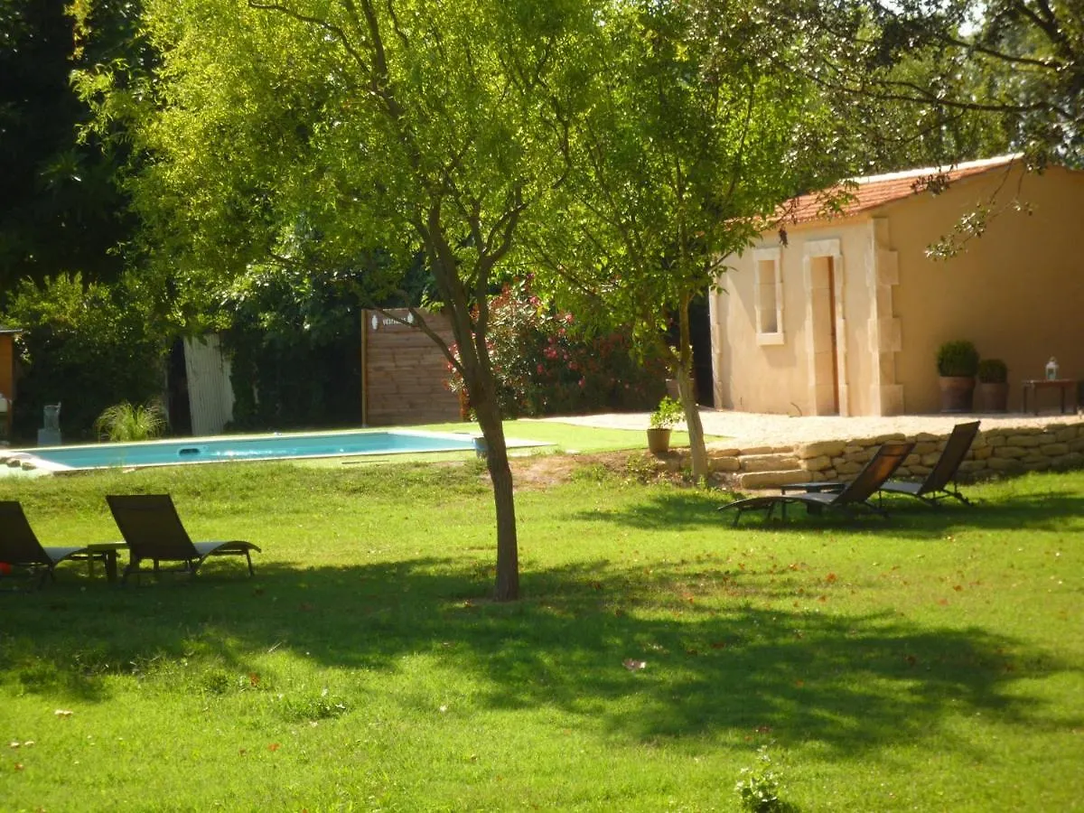L'Atelier Des Coudelieres Bed & Breakfast Le Thor