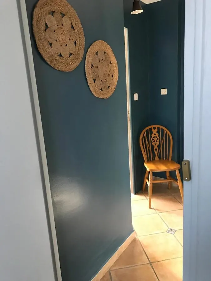 L'Atelier Des Coudelieres Bed & Breakfast Le Thor