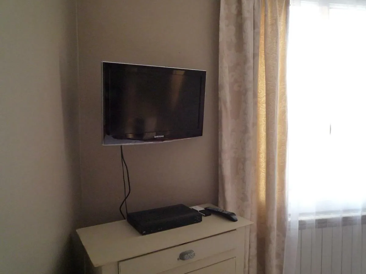 L'Atelier Des Coudelieres Bed & Breakfast Le Thor 0*,  France