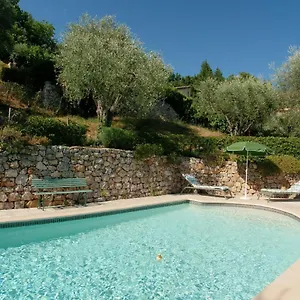 Bed & Breakfast Daphne, Speracedes